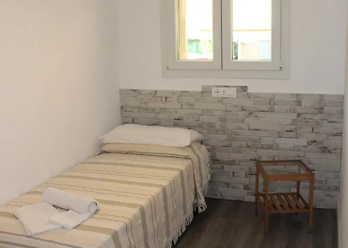 Rachele Lägenhet La Spezia